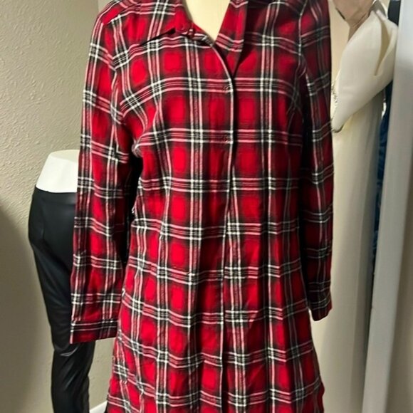 long duster with roses embroidered in the back velvet patch - Picture 1 of 7